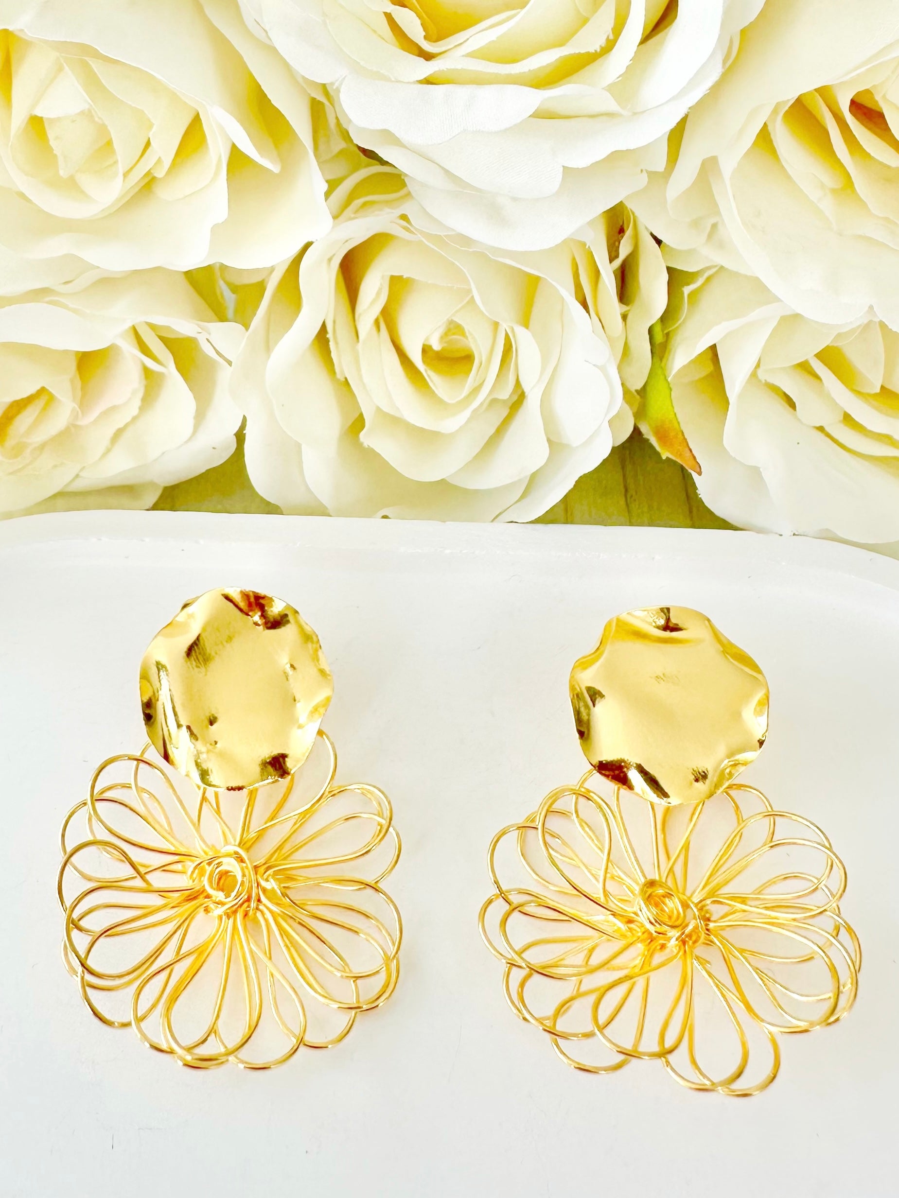 Aretes Aurelia image 2